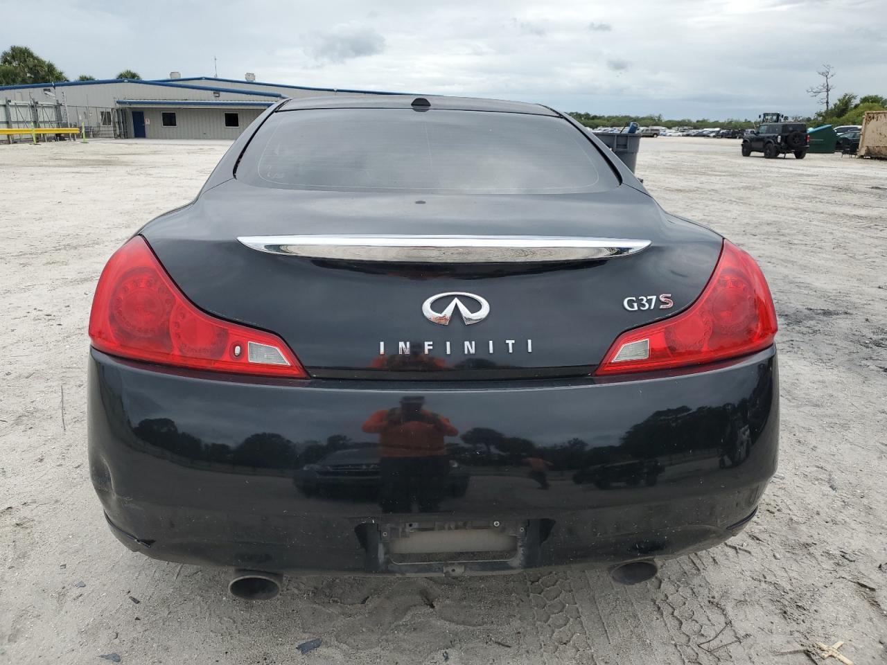 2008 Infiniti G37 Base VIN: JNKCV64E18M110601 Lot: 55883275