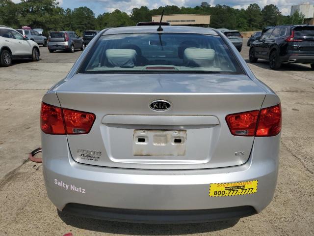 Sedans KIA FORTE 2012 Srebrny