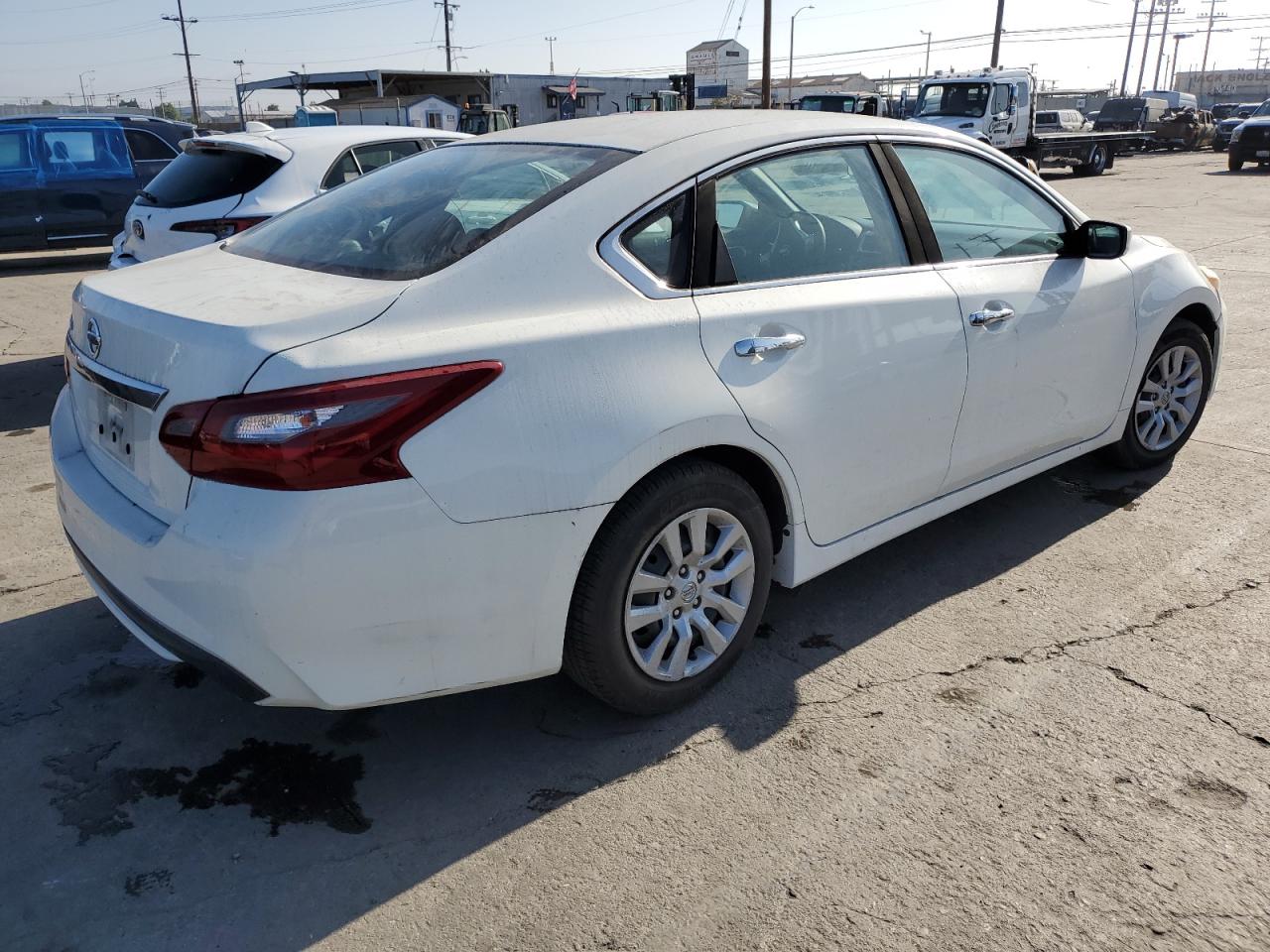 1N4AL3AP5JC159384 NISSAN ALTIMA 2018