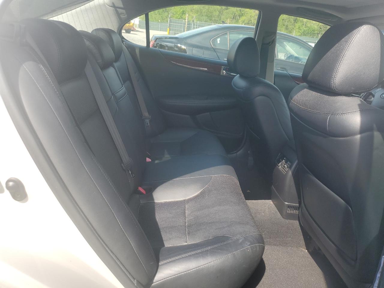 2005 Lexus Es 330 VIN: JTHBA30G155057191 Lot: 56382245