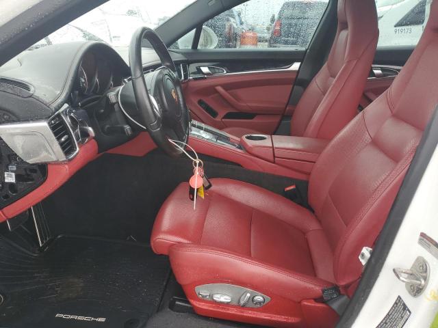  PORSCHE PANAMERA 2016 White