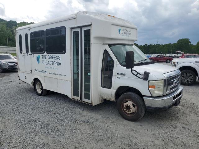 2011 Ford Econoline E350 Super Duty Cutaway Van