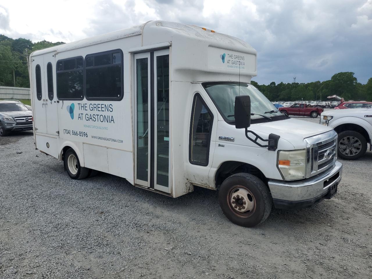 2011 Ford Econoline E350 Super Duty Cutaway Van იყიდება Gastonia-ში, NC - Top/Roof