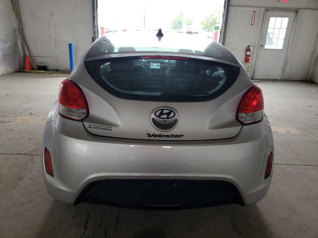 Coupet HYUNDAI VELOSTER 2015 Srebrny