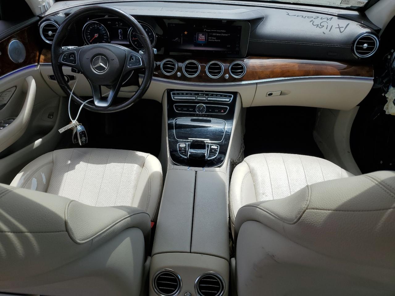 2018 Mercedes-Benz E 300 4Matic VIN: WDDZF4KB6JA472376 Lot: 56758205