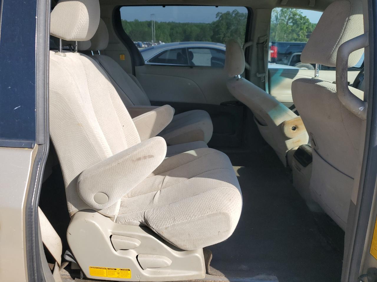2011 Toyota Sienna Le VIN: 5TDKK3DC4BS036279 Lot: 55282995