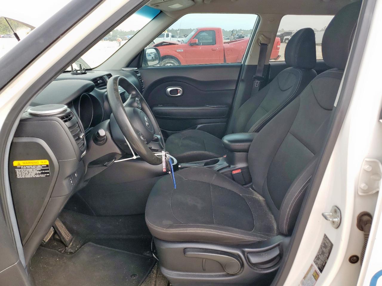 2016 Kia Soul VIN: KNDJN2A25G7351117 Lot: 57102895