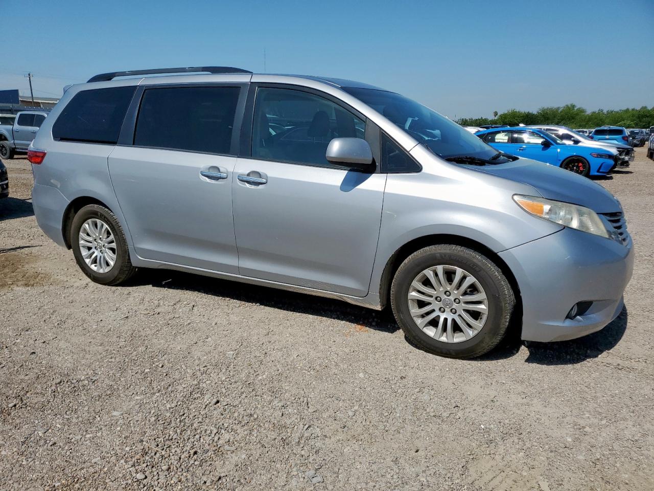 2015 Toyota Sienna Xle VIN: 5TDYK3DC3FS557753 Lot: 56789795