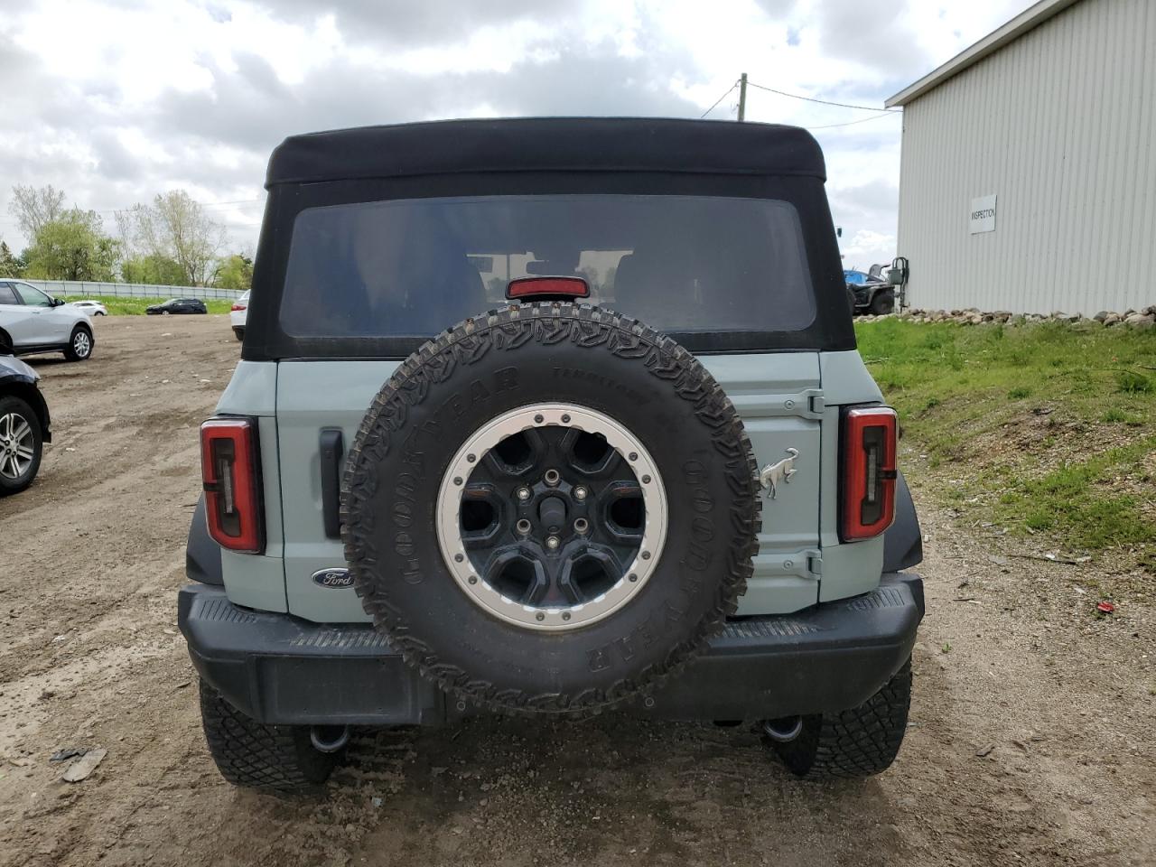 2022 Ford Bronco Base VIN: 1FMEE5DP4NLB58208 Lot: 56726435