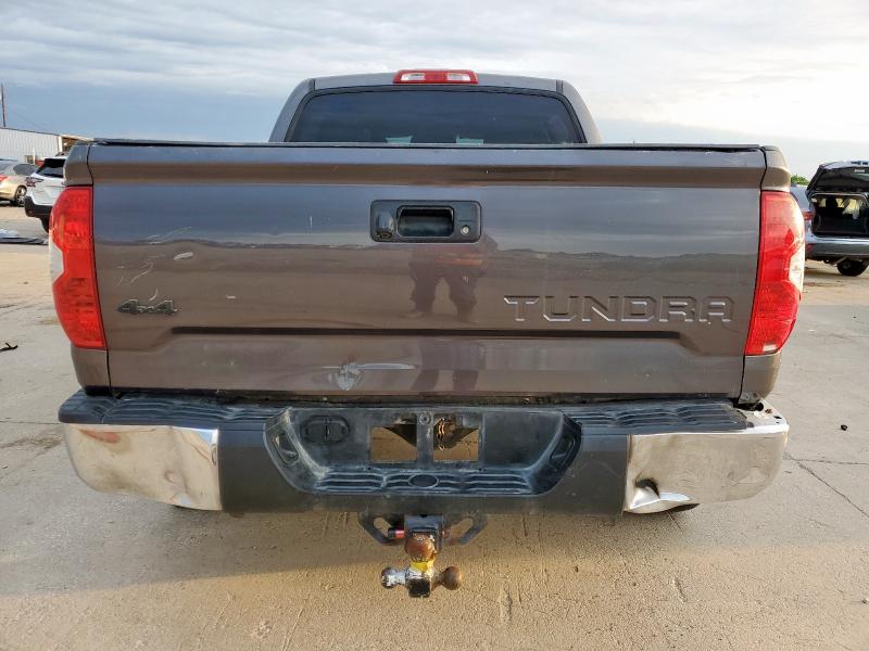 2016 TOYOTA TUNDRA CREWMAX SR5  