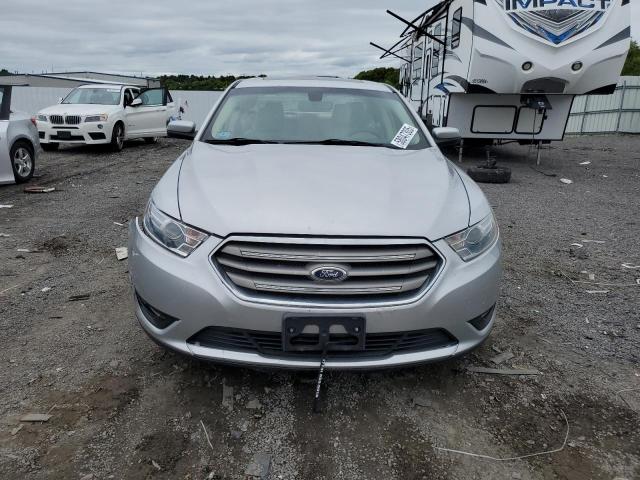 Седаны FORD TAURUS 2013 Серебристый