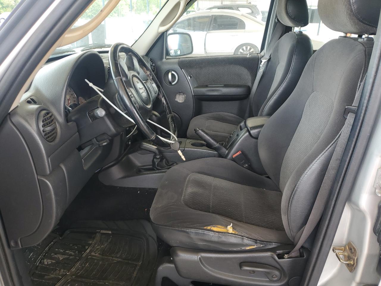 JEEP LIBERTY 2002 VIN 1J4GL58K22W298361 фото 7