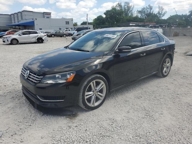 Sedans VOLKSWAGEN PASSAT 2015 Black