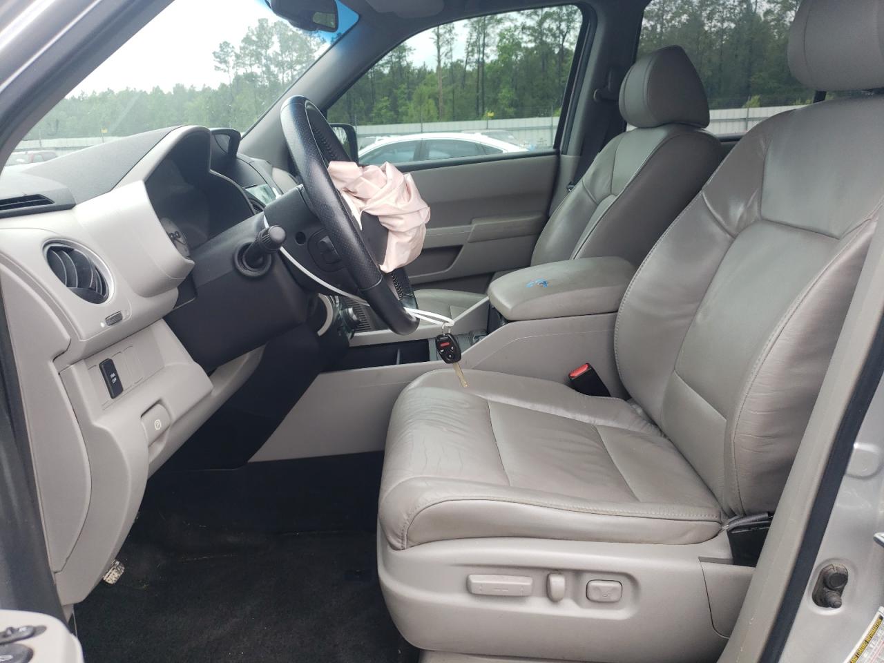 2011 Honda Pilot Exln VIN: 5FNYF3H71BB033923 Lot: 56649305