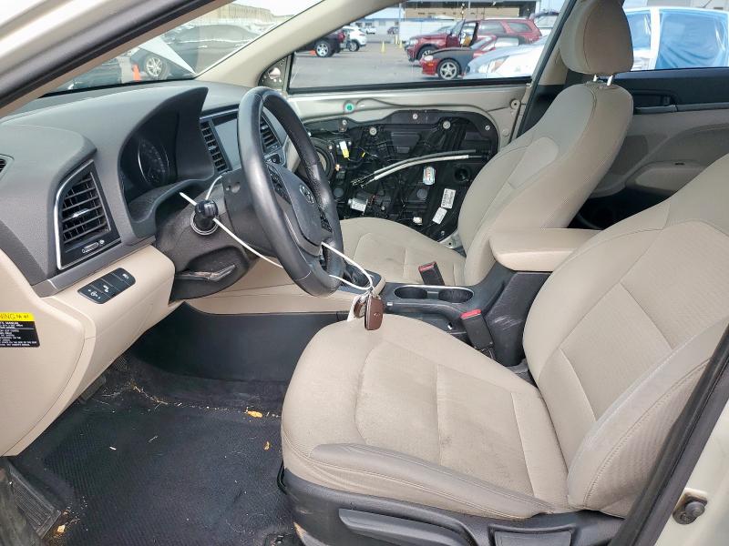  HYUNDAI ELANTRA 2017 Gold