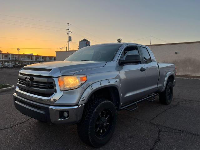 Pickups TOYOTA TUNDRA 2015 Szary