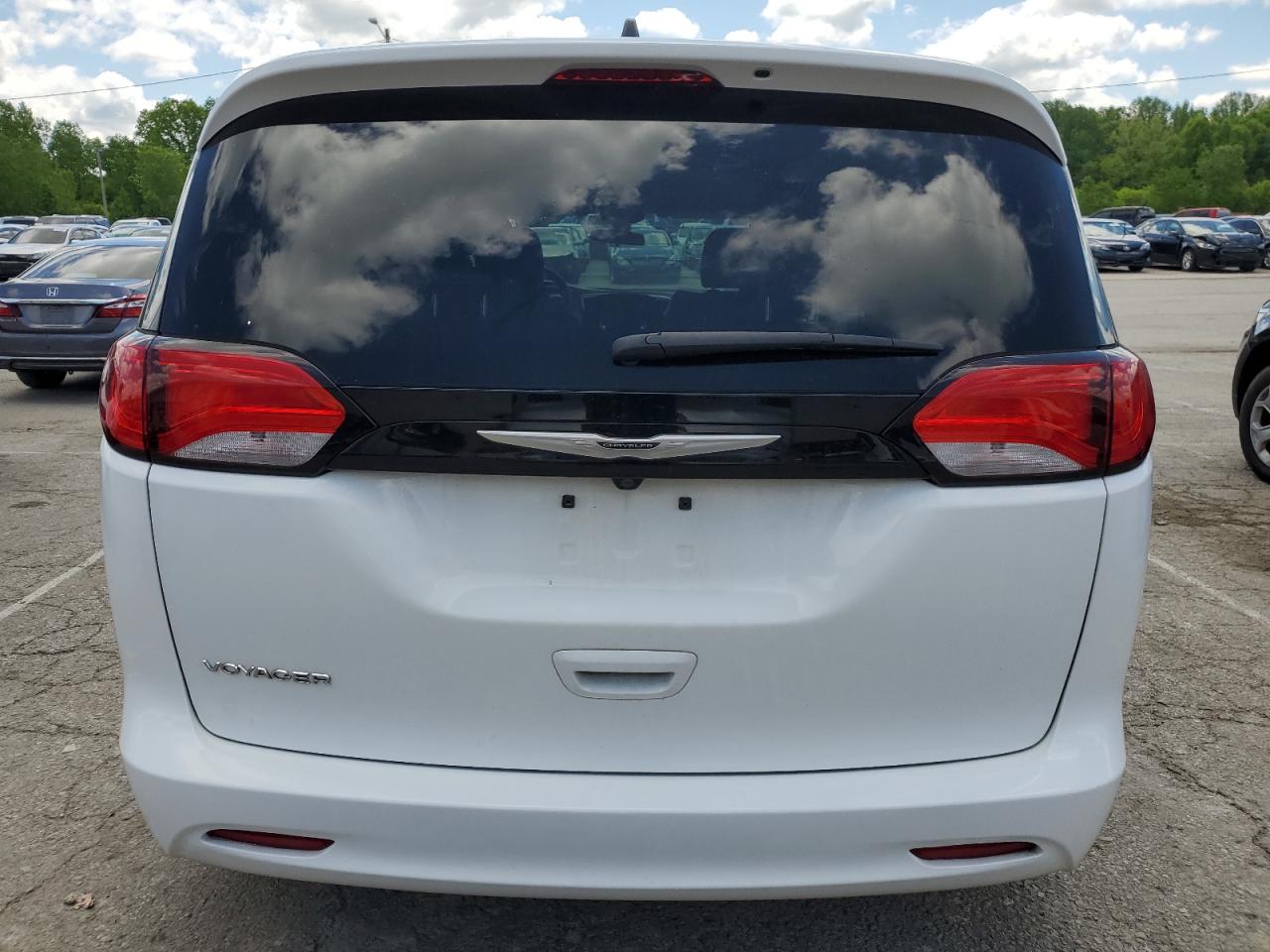 2022 Chrysler Voyager Lx VIN: 2C4RC1CG0NR225562 Lot: 55936195