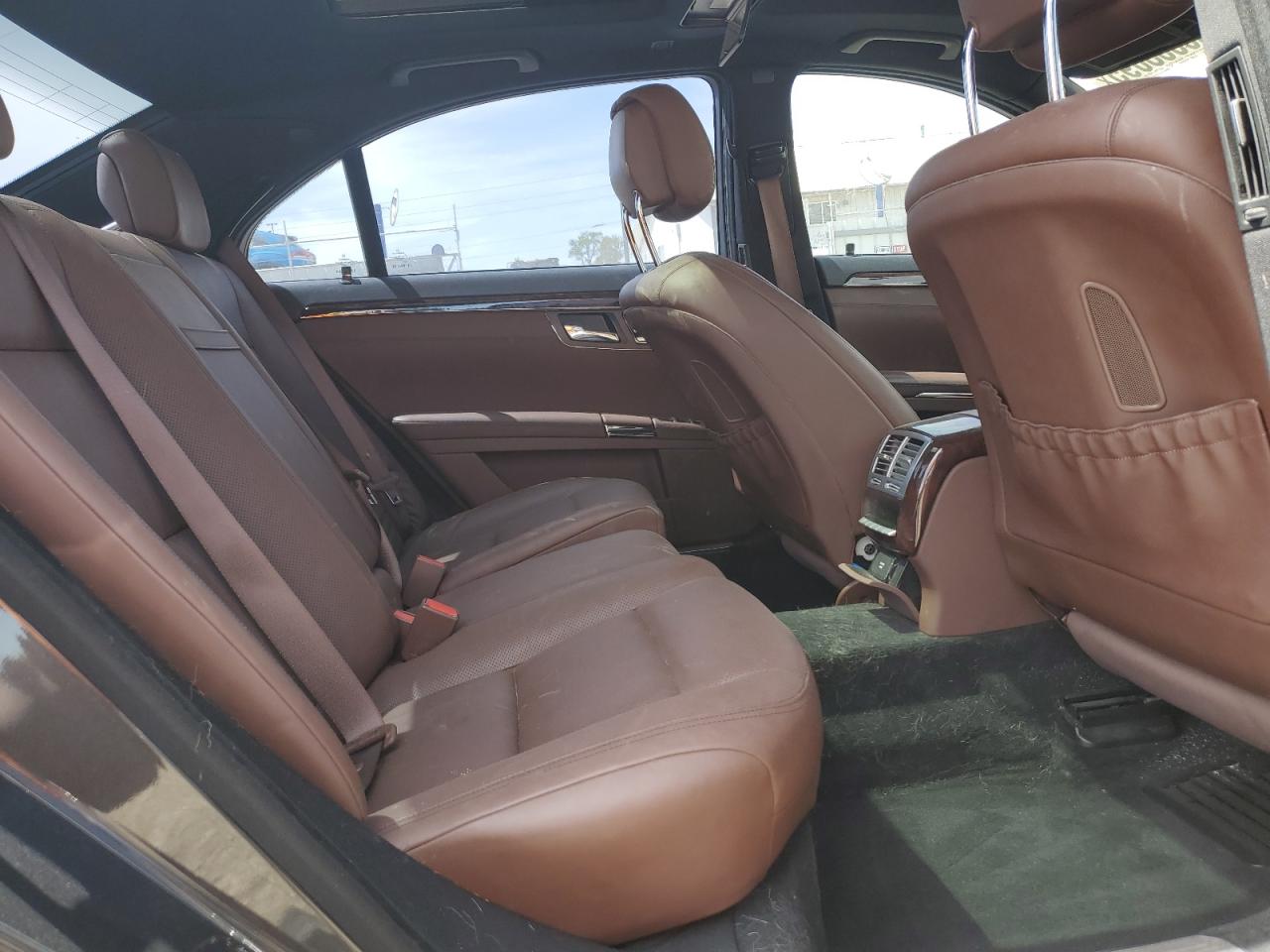 2011 Mercedes-Benz S 550 4Matic VIN: WDDNG8GB2BA414410 Lot: 56553095