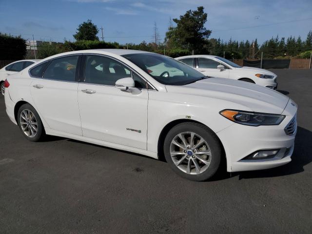 Седаны FORD FUSION 2017 Белый