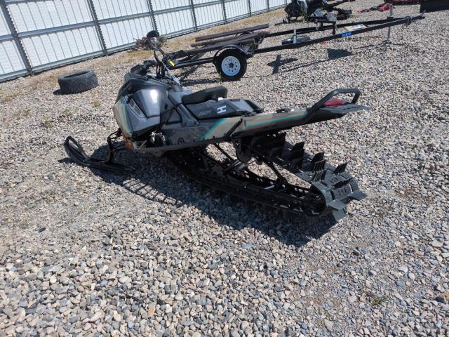 2022 SKIDOO SUMMIT X 8  