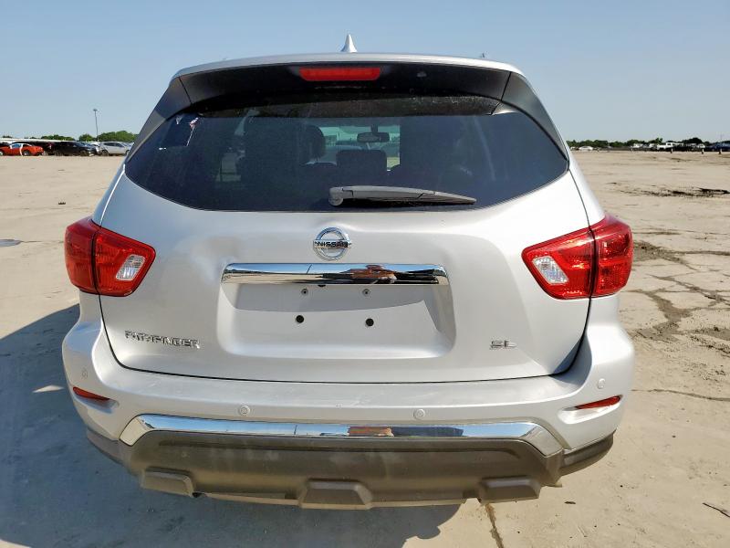  NISSAN PATHFINDER 2019 Srebrny