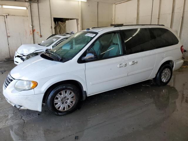 2005 Chrysler Town & Country Lx