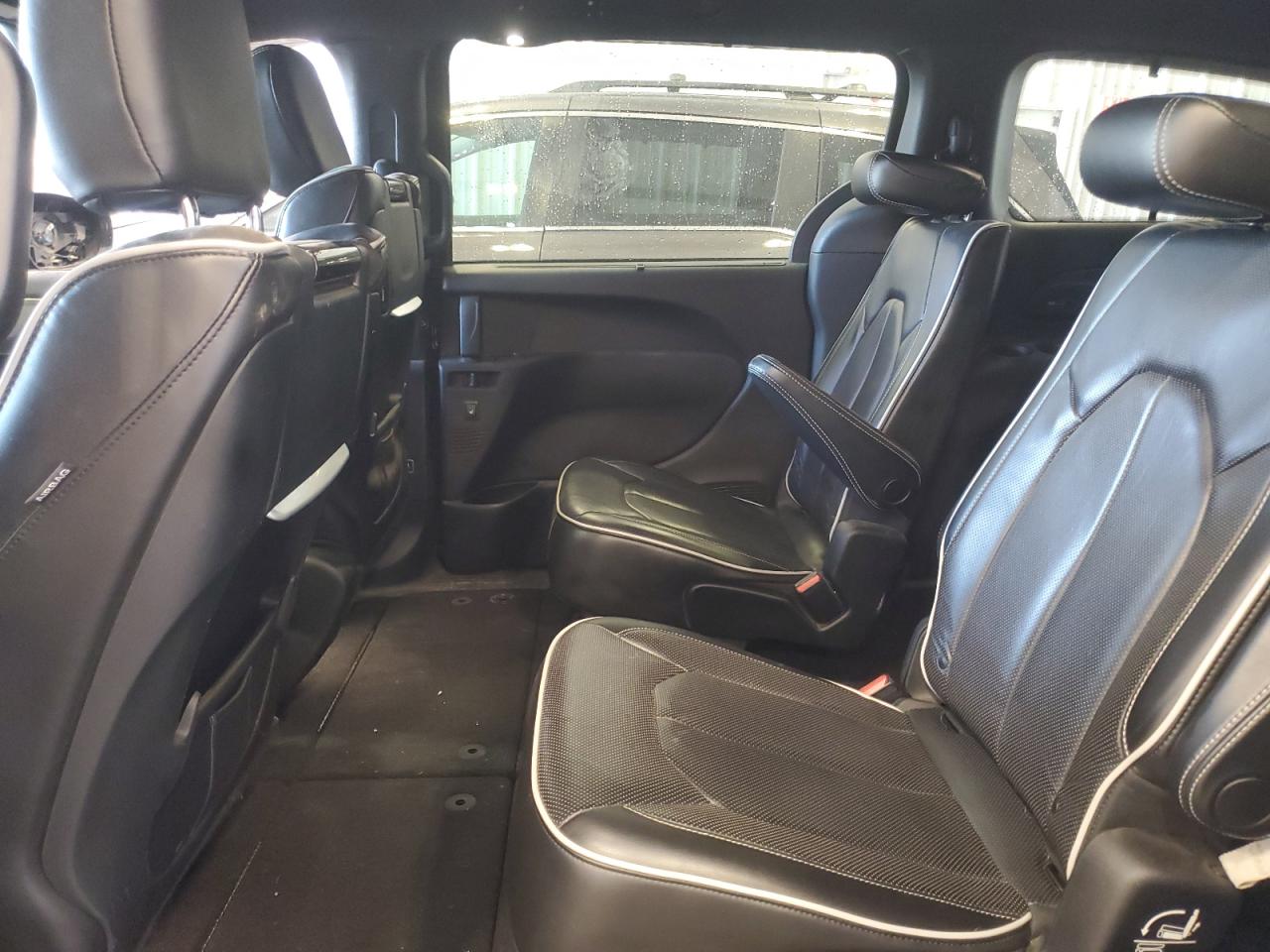 2019 Chrysler Pacifica Limited VIN: 2C4RC1GG7KR604371 Lot: 56570375