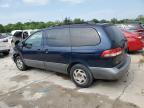 2001 Toyota Sienna Le للبيع في Lawrenceburg، KY - Front End