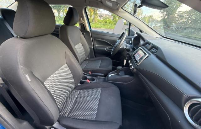  NISSAN VERSA 2022 Granatowy