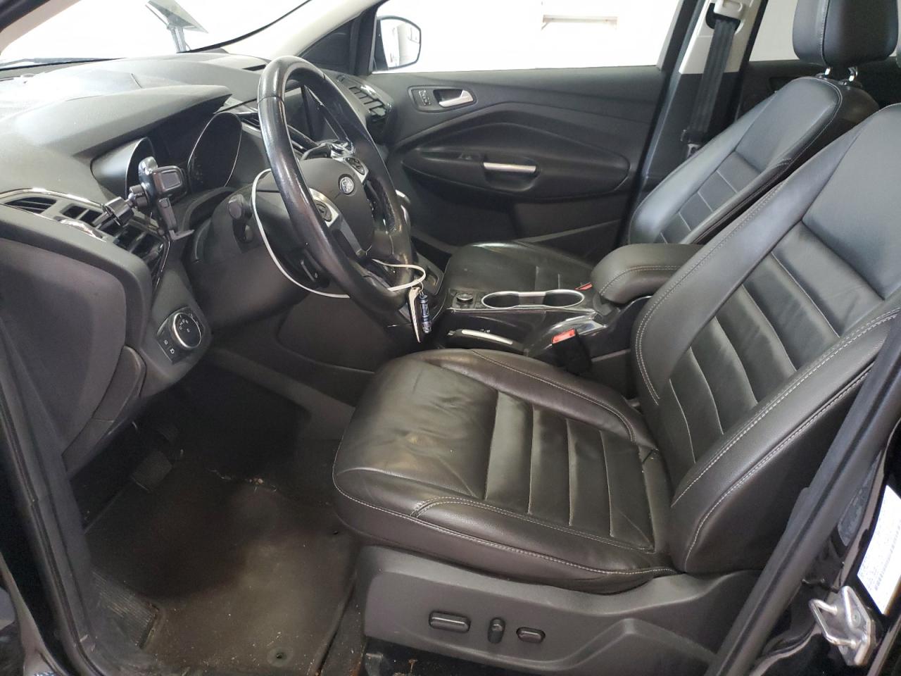 1FMCU9J95GUC68043 FORD ESCAPE 2016