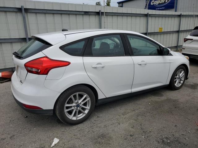  FORD FOCUS 2015 Biały