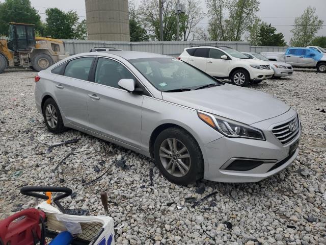  HYUNDAI SONATA 2017 Серебристый