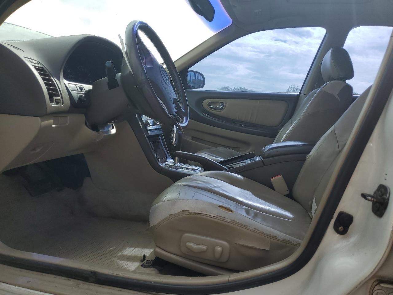 2001 Nissan Maxima Gxe VIN: JN1CA31A51T312272 Lot: 56781235