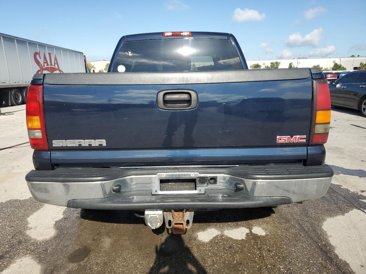 2005 GMC New Sierra C1500 VIN: 2GTEC13T451147121 Lot: 56639755