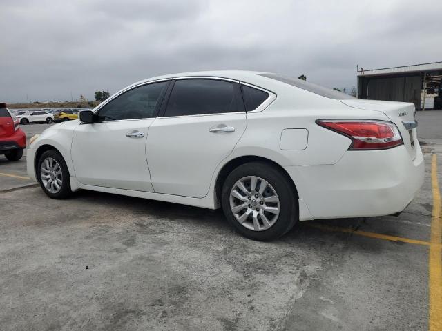Sedans NISSAN ALTIMA 2015 White