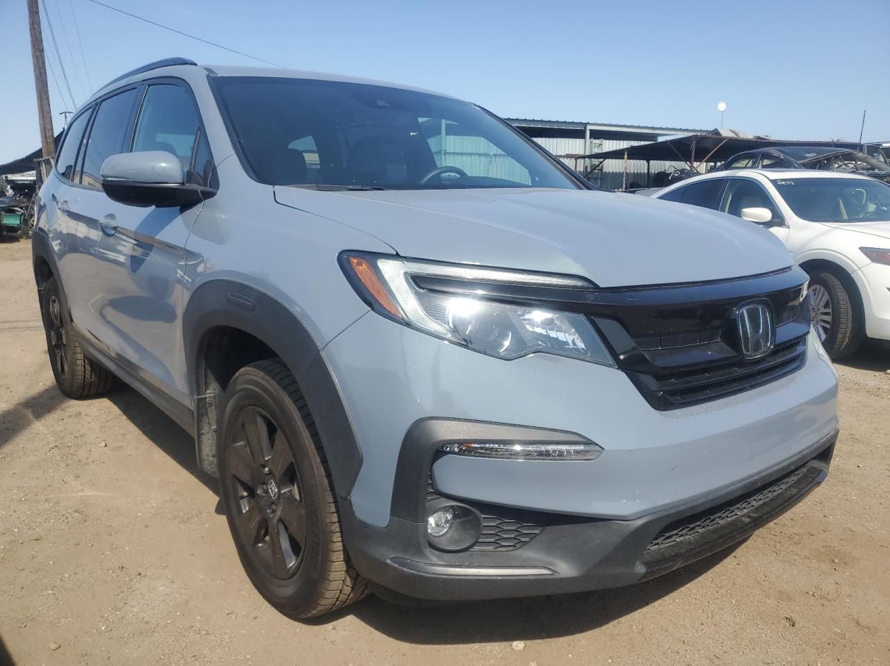 2022 Honda Pilot Trailsport for Sale in Bakersfield, CA - Minor Dent/Scratches