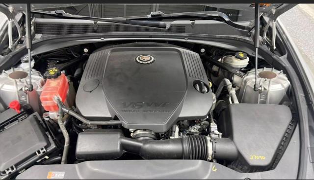 Sedans CADILLAC CTS 2014 Srebrny