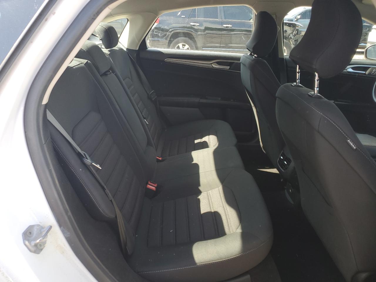 2019 Ford Fusion Se VIN: 3FA6P0LU4KR263993 Lot: 54038135