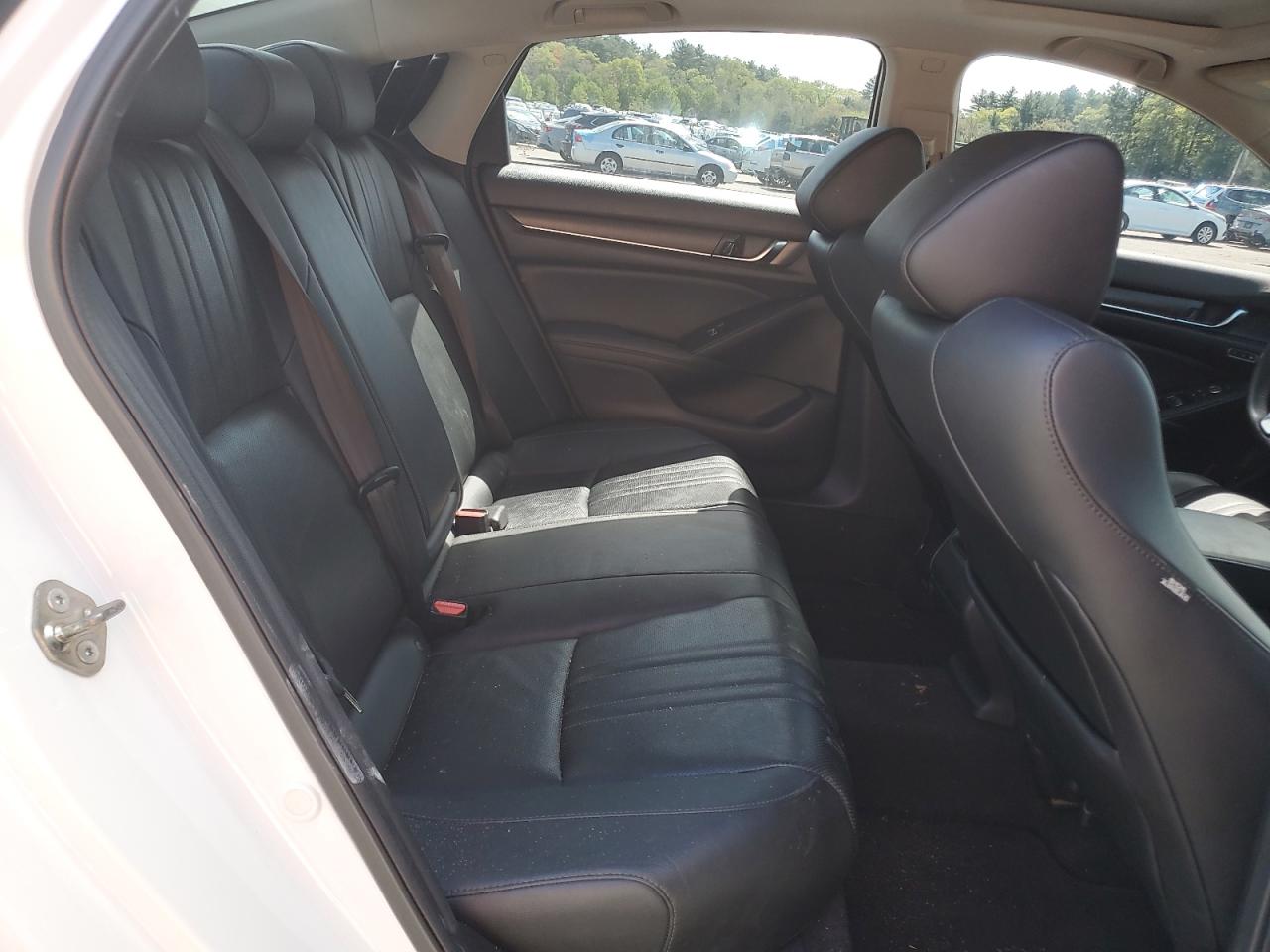 2019 Honda Accord Exl VIN: 1HGCV1F51KA040142 Lot: 56219595