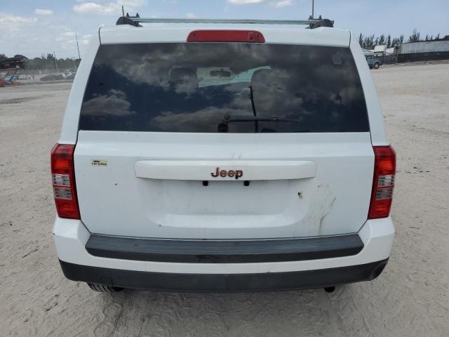  JEEP PATRIOT 2015 Белый
