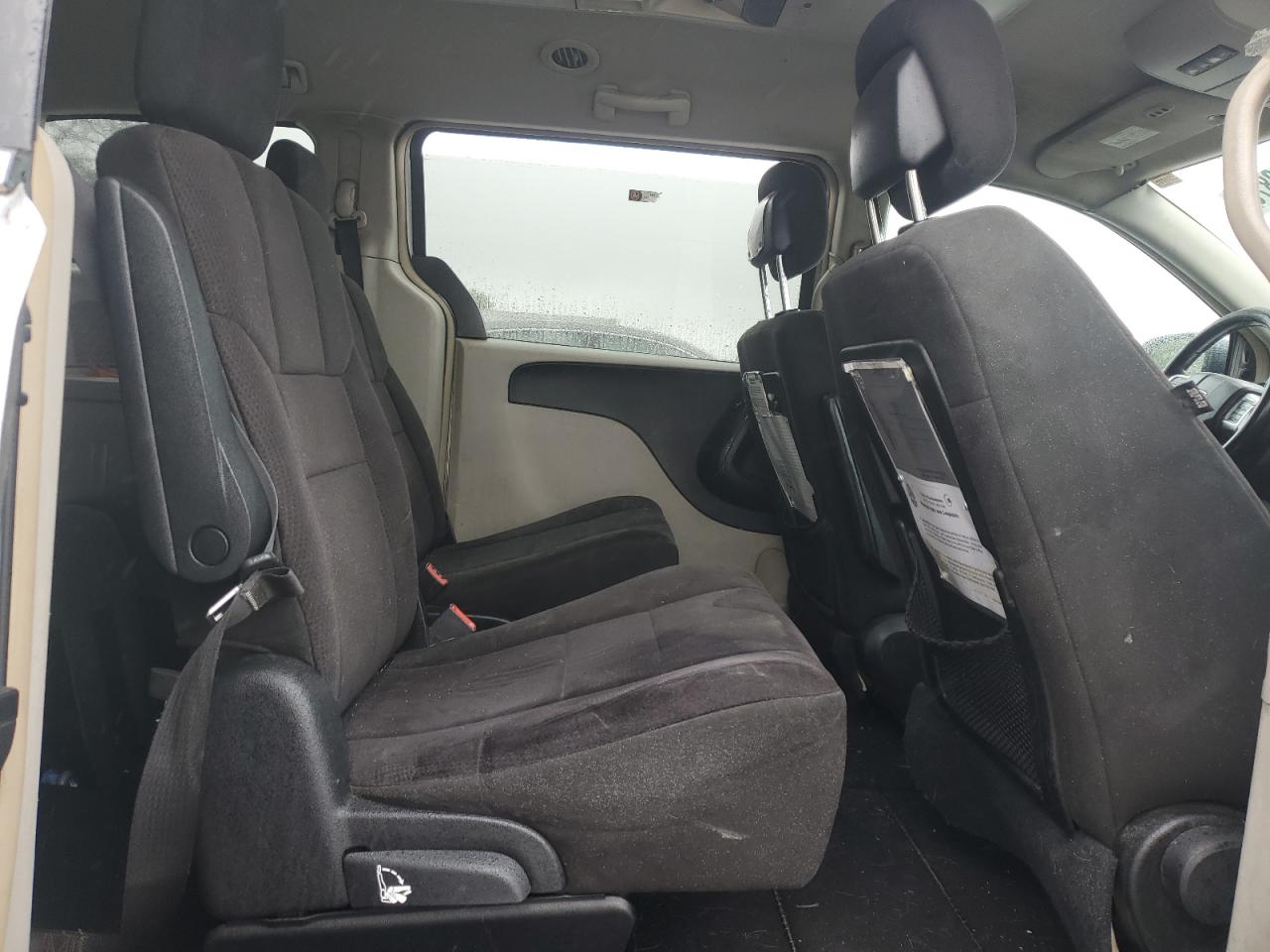 2011 Dodge Grand Caravan Crew VIN: 2D4RN5DG6BR743738 Lot: 57943875