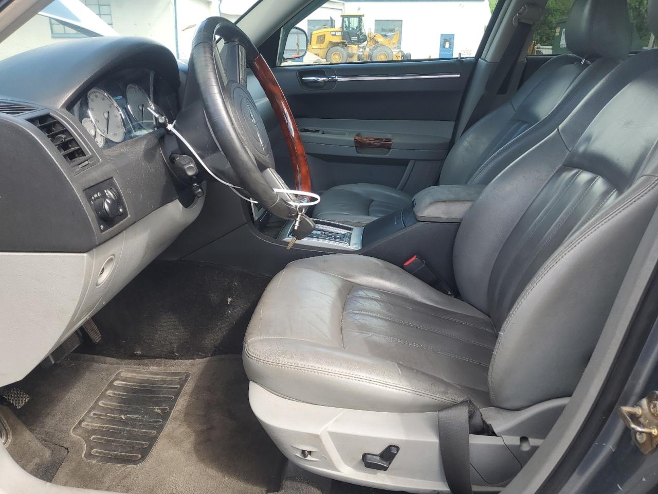 2006 Chrysler 300C VIN: 2C3LA63HX6H439925 Lot: 56059655