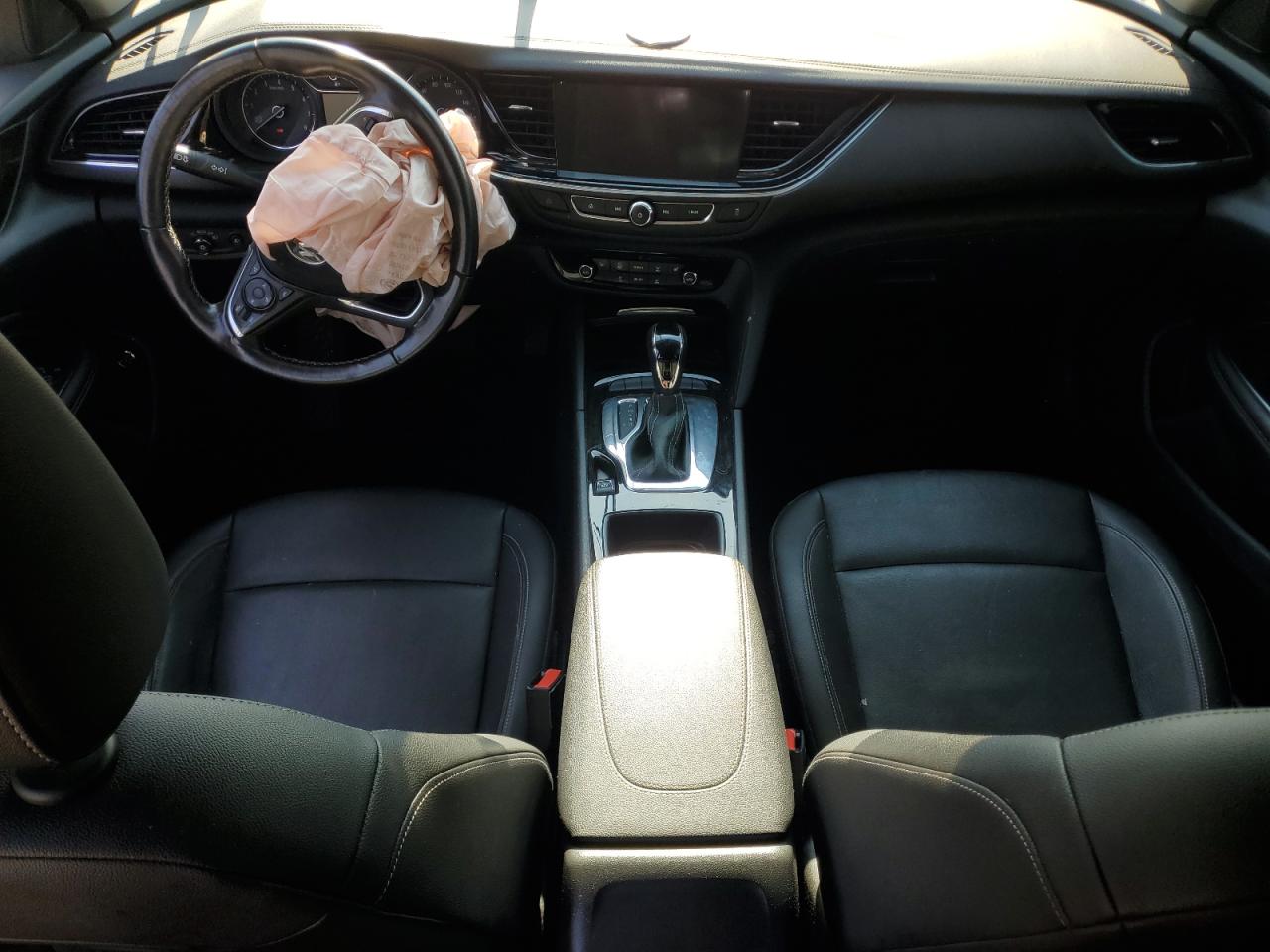 2019 Buick Regal Tourx Essence VIN: W04GV8SX3K1024843 Lot: 58827015