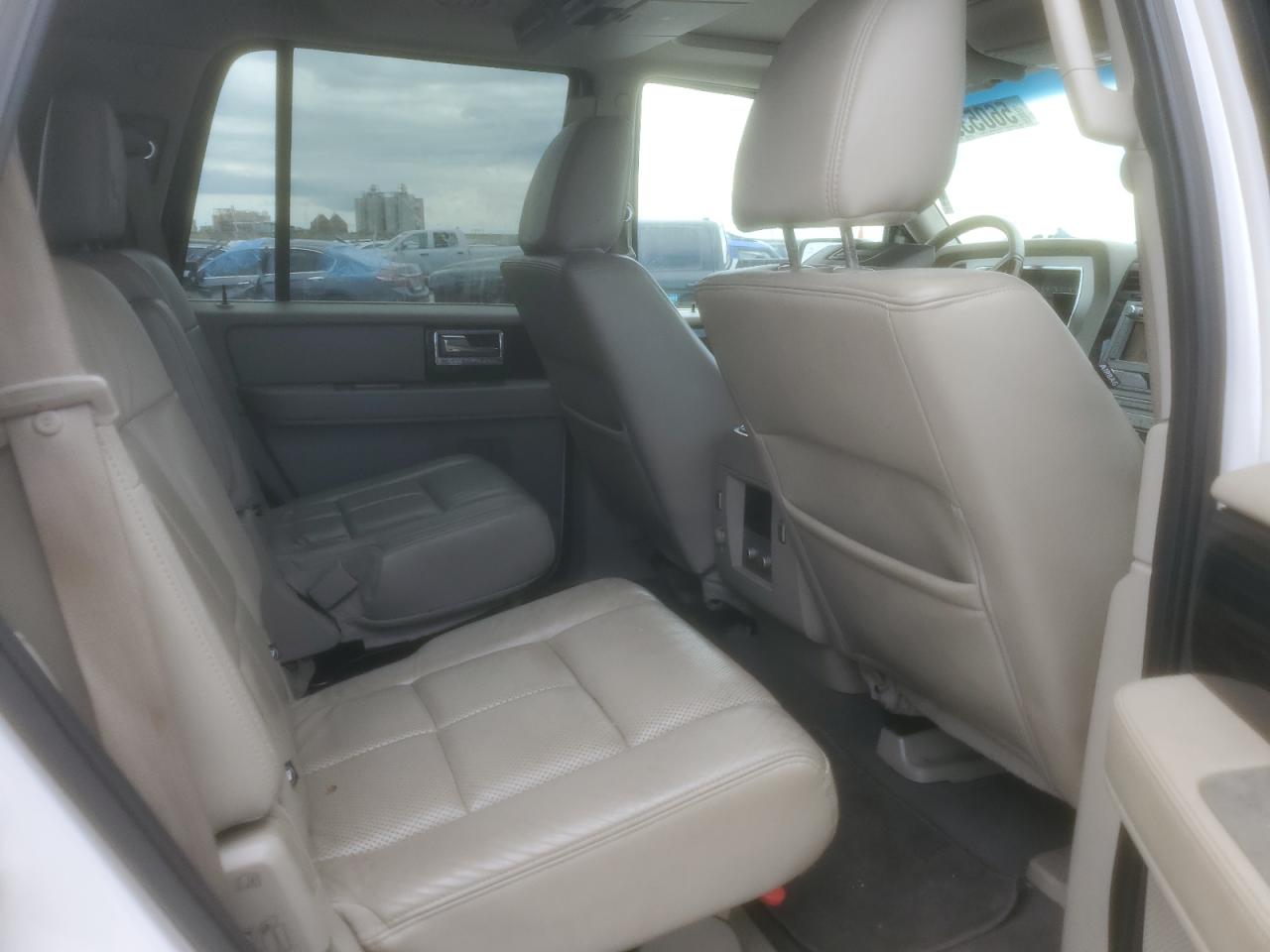2010 Lincoln Navigator VIN: 5LMJJ2H55AEJ04591 Lot: 56053915