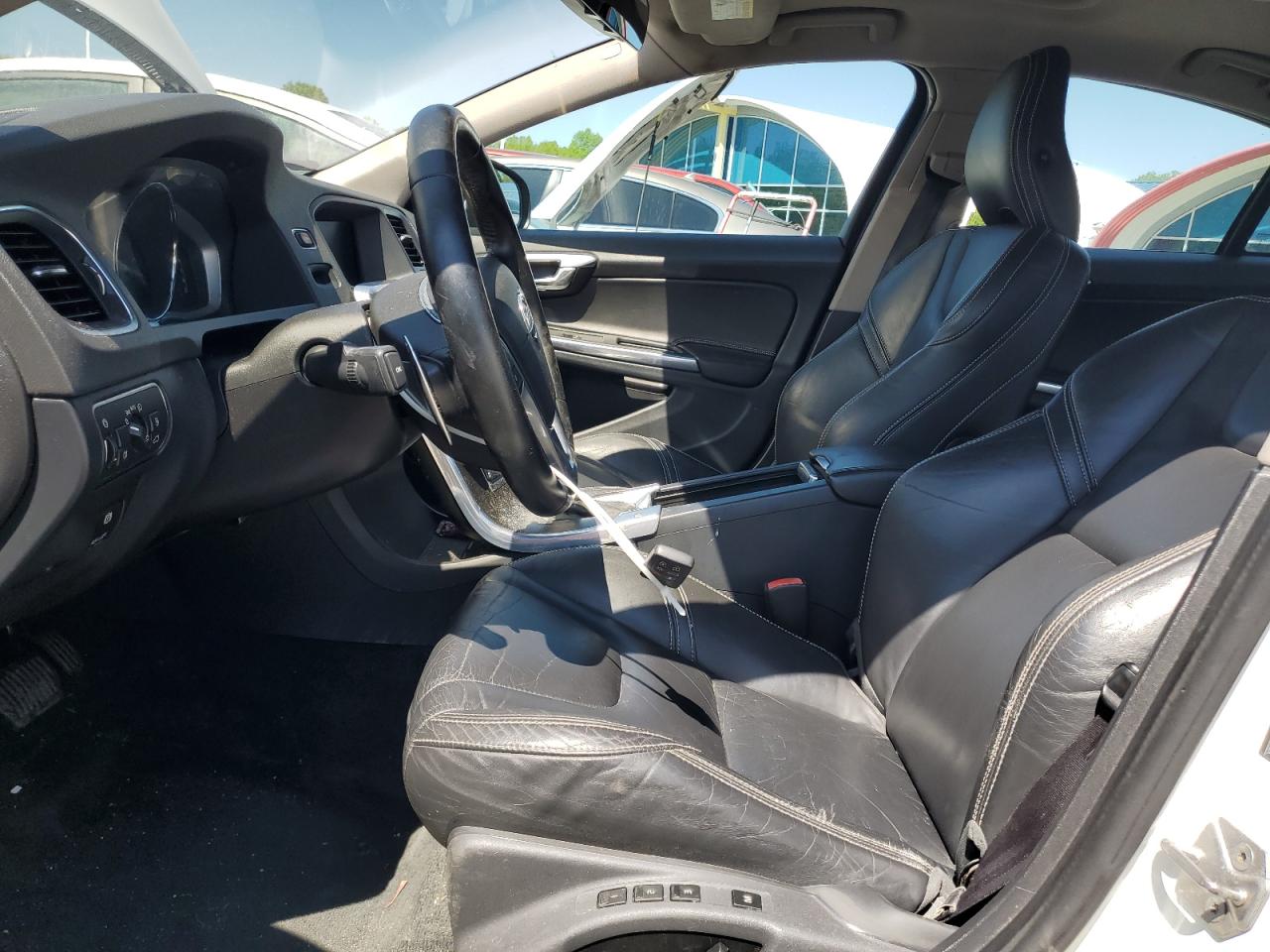2014 Volvo S60 T5 VIN: YV1612FH9E1287074 Lot: 56567105