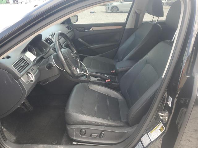 Sedans VOLKSWAGEN PASSAT 2015 Black