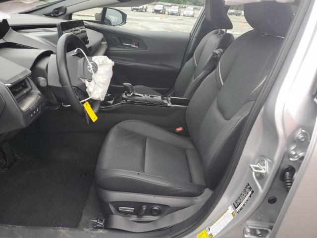  TOYOTA PRIUS 2024 Серебристый