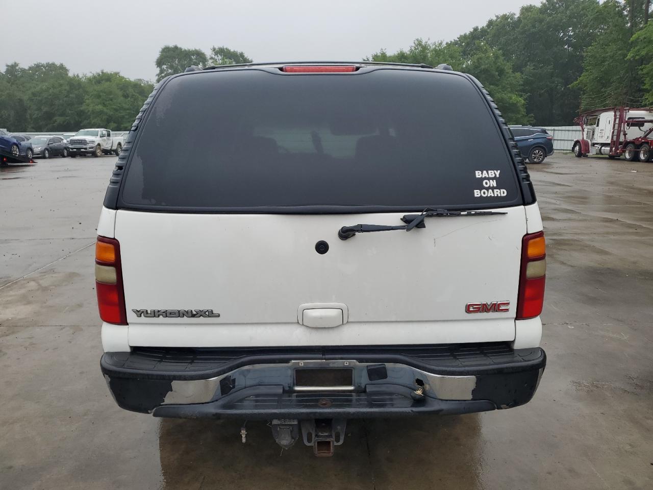 2003 GMC Yukon Xl C1500 VIN: 3GKEC16Z03G330122 Lot: 57887445