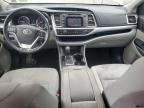 2016 Toyota Highlander Le zu verkaufen in Central Square, NY - Front End