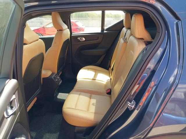 2019 VOLVO XC40 INSCR